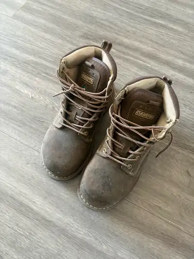 women’s steel toed boots size 7.5, View more