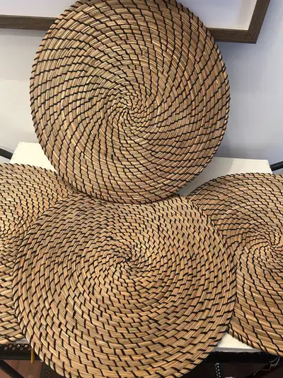 Placemats seagrass with black stitching brand new, View more