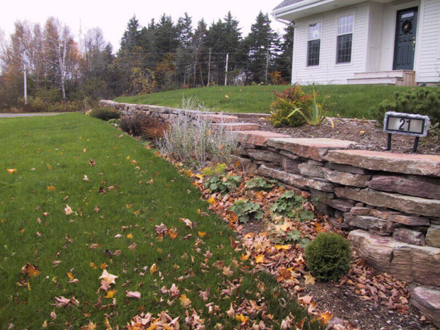 LOCAL Natural LANDSCAPING STONE in Other in Moncton - Image 2