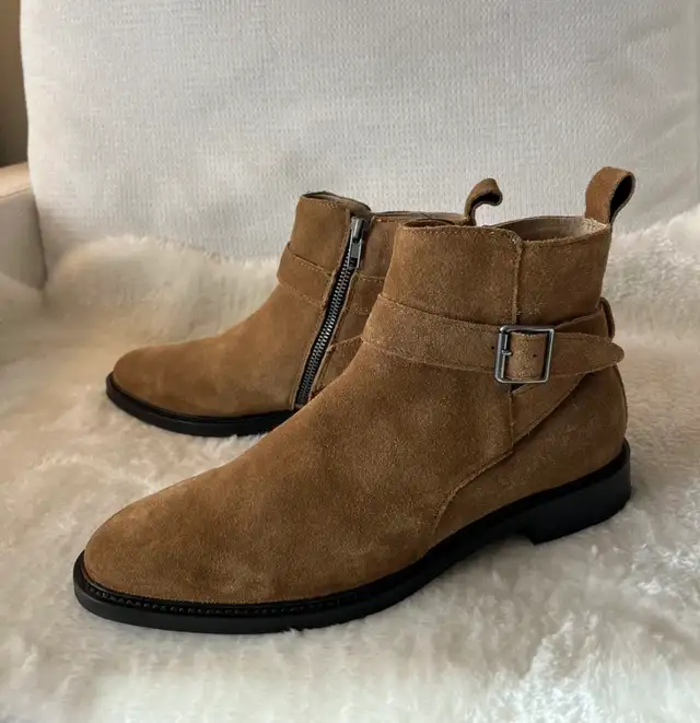 Banana Republic Suede Boots Men Size 8M in Men's Shoes in City of Toronto - Image 8