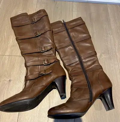 Women winter leather boots, View more
