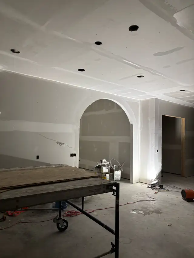 Drywall Taping & Finishing – Clean Smooth Work | Level 4 & 5426574123211827204