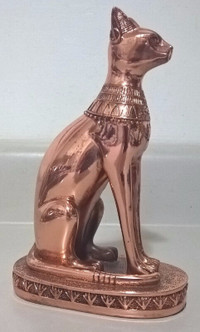 Copper effect Egyptian Cat Figurine/ Statue