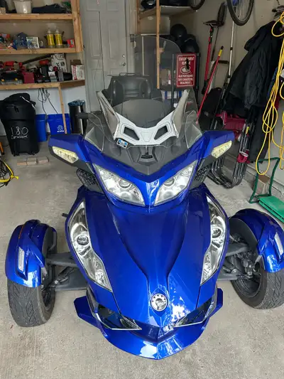 Very well maintained- 2013 Can Am Spyder RTS - low mileage just under 60000 Selling because moving a...