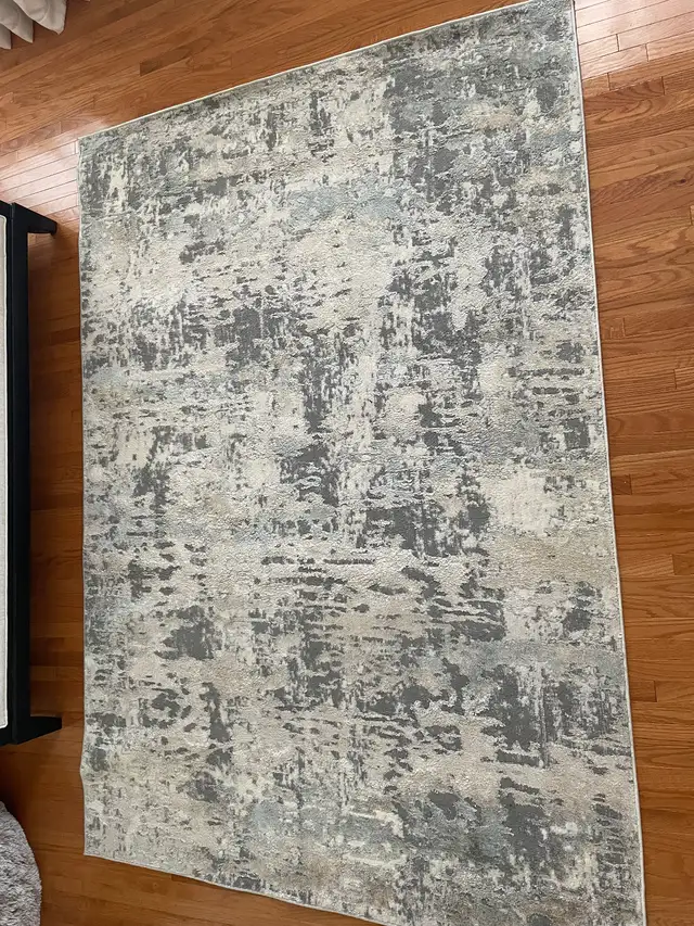 Beautiful Area Rug in Rugs, Carpets & Runners in Markham / York Region - Image 2