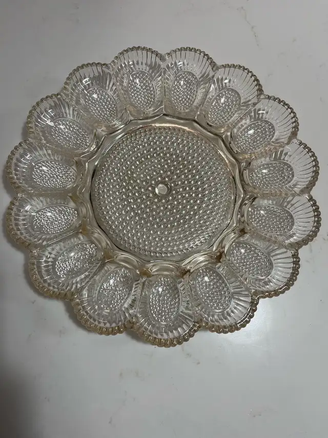 Indiana Glass Deviled Egg Dish in Kitchen & Dining Wares in Barrie - Image 4