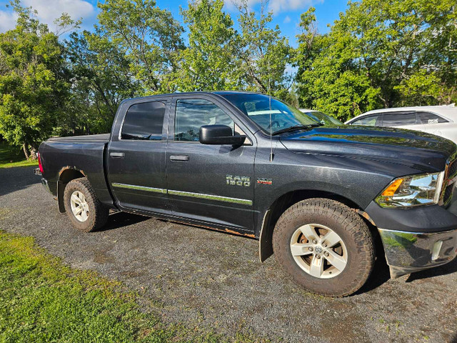 2015 Dodge Ram 1500 in Cars & Trucks in Thunder Bay - Image 2