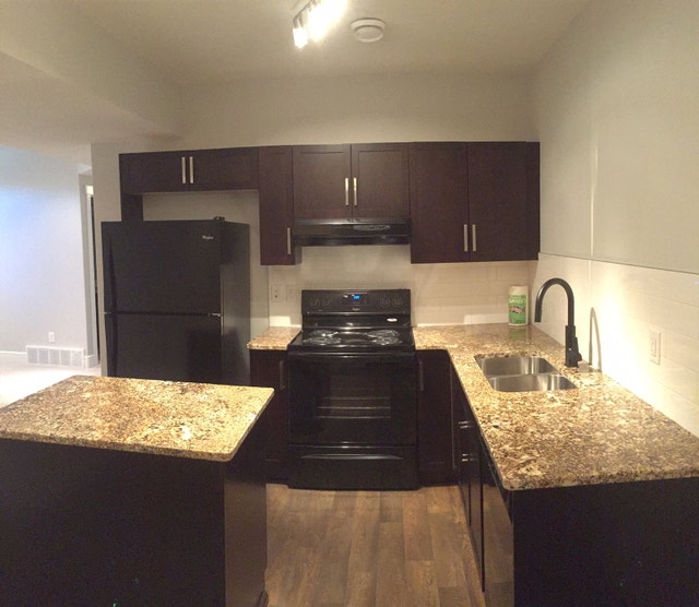 2 Bed legal suitepet friendly UTILITIES INCLUDED Long Term Rentals
