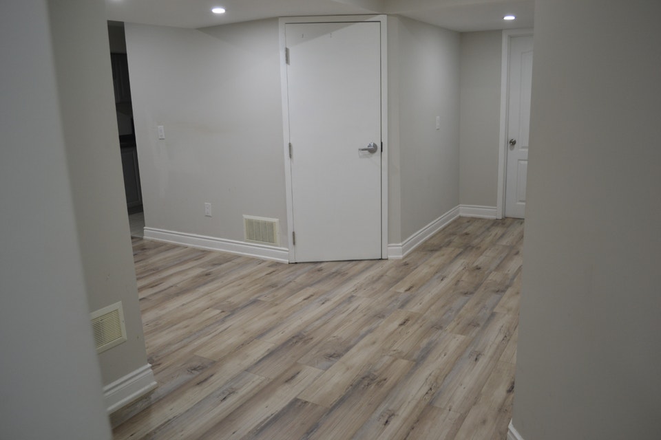 Very Beautiful  2 Bedroom Basement For Rent 4