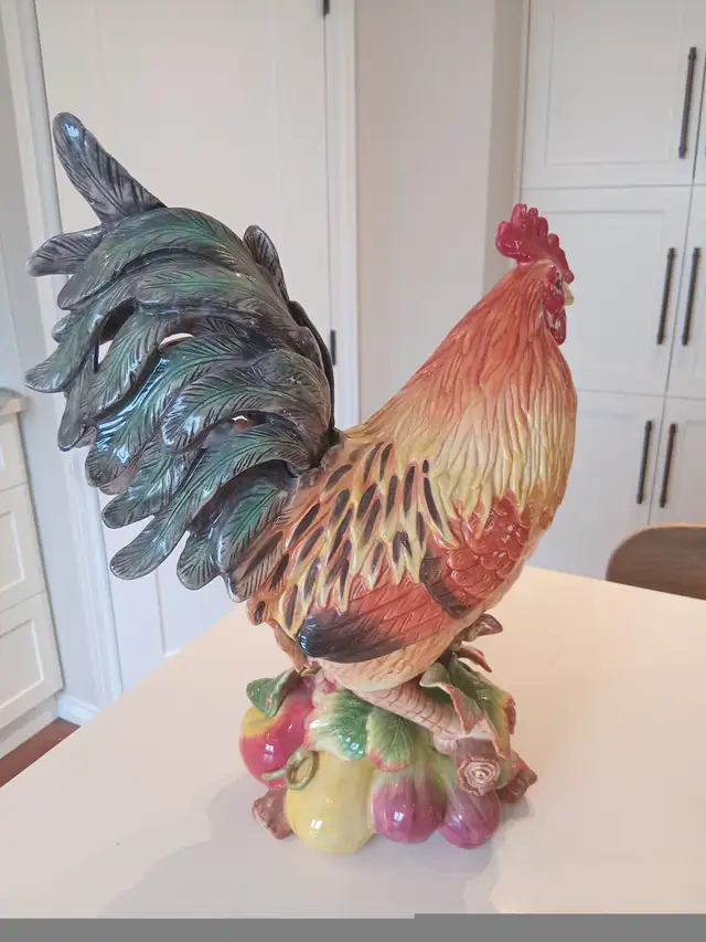Fitz and Floyd Country Gourmet Rooster Figurine Centerpiece 17" in Home Décor & Accents in Calgary - Image 3