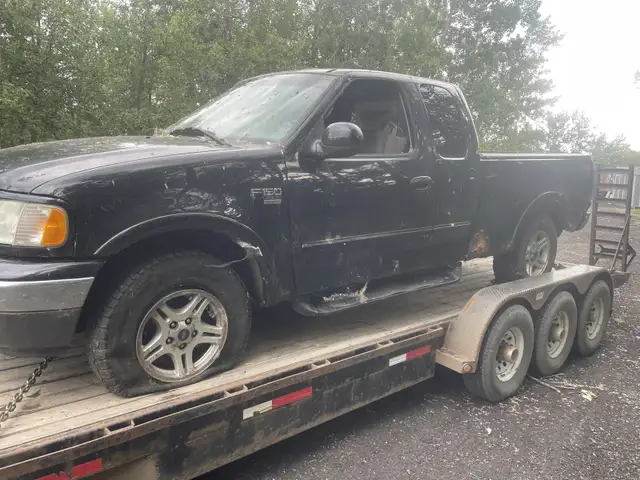 Turn your unwanted damaged or junk car to cash in Cars & Trucks in St. Albert - Image 11