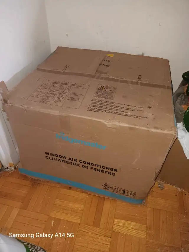 Window air conditioner 63234936764291121