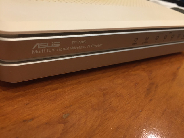 ASUS RT-N16 Wireless-N 300 Router in Networking in St. Catharines - Image 4