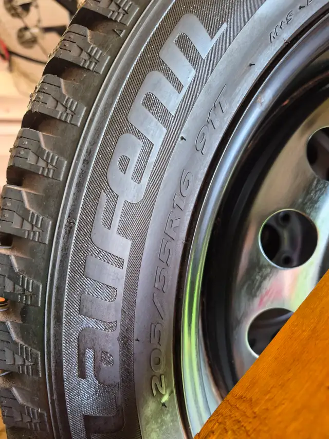Lauren Snow Tires and Rims in Tires & Rims in Summerside - Image 2