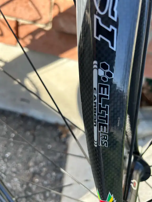 Massi Grand Corsa Road bike  in Road in Kingston - Image 4