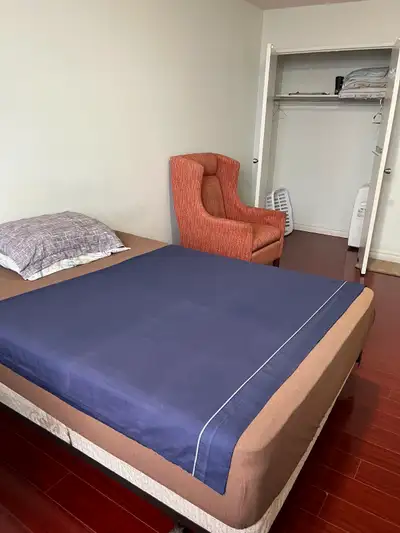 2 bed room Furnished Apt Available for rent Kennedy and Ellesmere, Prefer full time working person ....