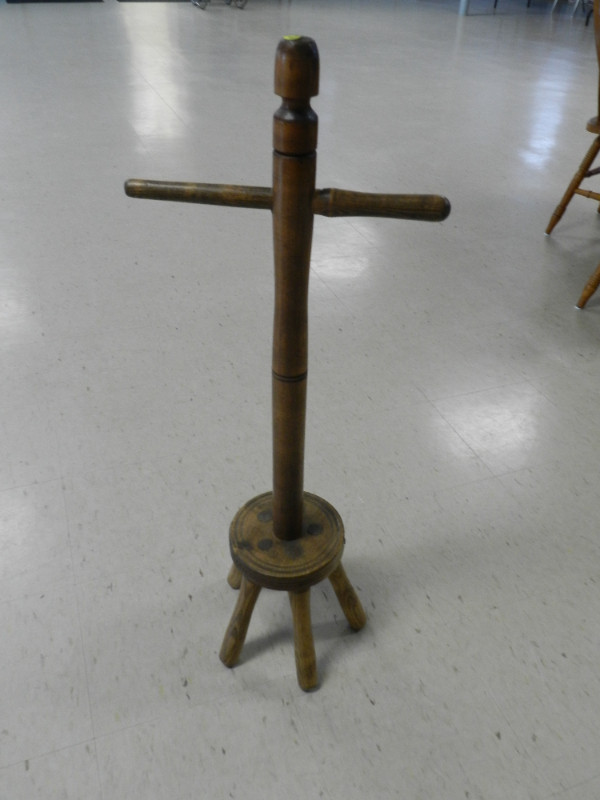 Antique Wooden Wash Dolly in Arts & Collectibles in Owen Sound