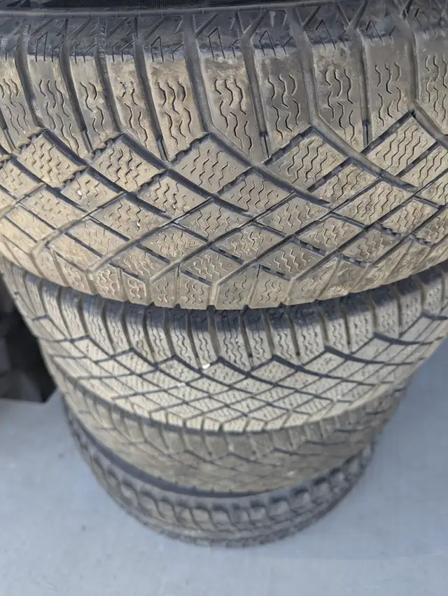 Pneu d hiver. 195-65-15 in Tires & Rims in St-Georges-de-Beauce - Image 3