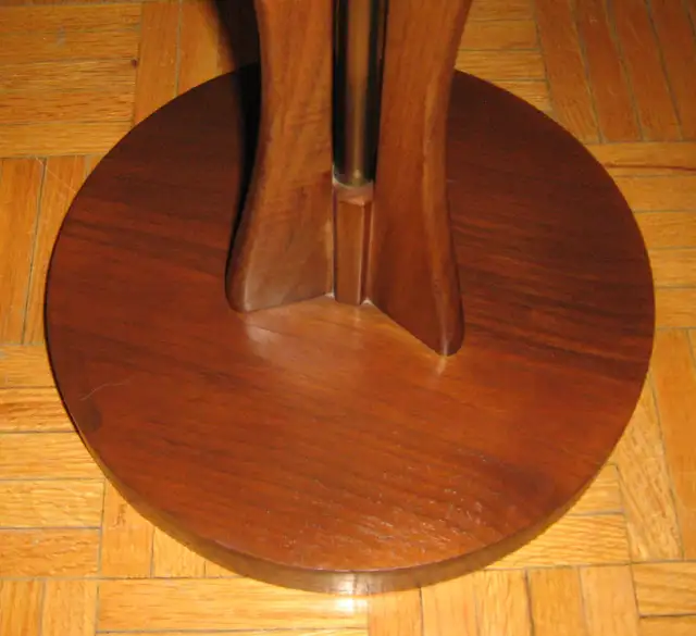 Unique VTG. 1960s Teak and Brass Floor Lamp with Frosted Shades in Indoor Lighting & Fans in City of Toronto - Image 11