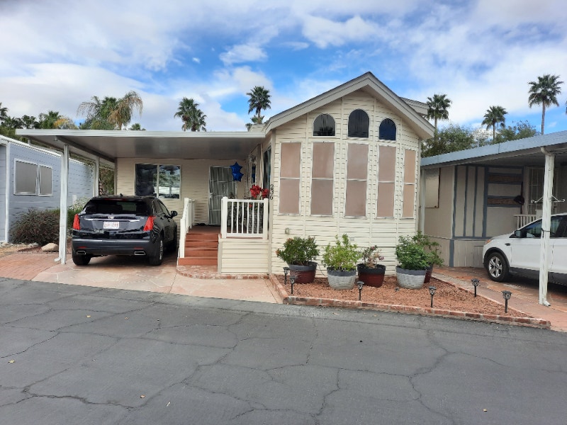 Palm Springs/Cathedral City Park Model Gated Community California