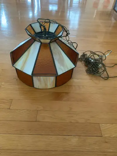Lampe vintage suspendue style Tiffany  à réparer, View more