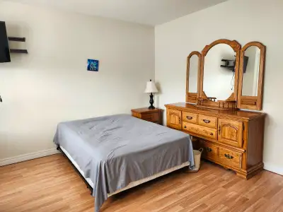 Private room for rent