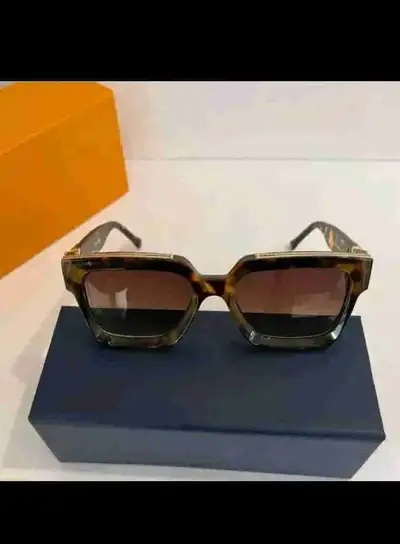 LV Mens Millionaire Sunglasses , View more