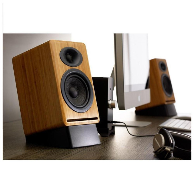 NEW Audioengine DS2 Desktop Speaker Stands, Vibration Dampening in Speakers in Belleville - Image 4
