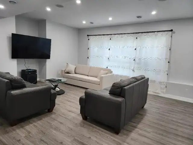 Two-Bedroom Walkout Suit in Discovery Ridge SW