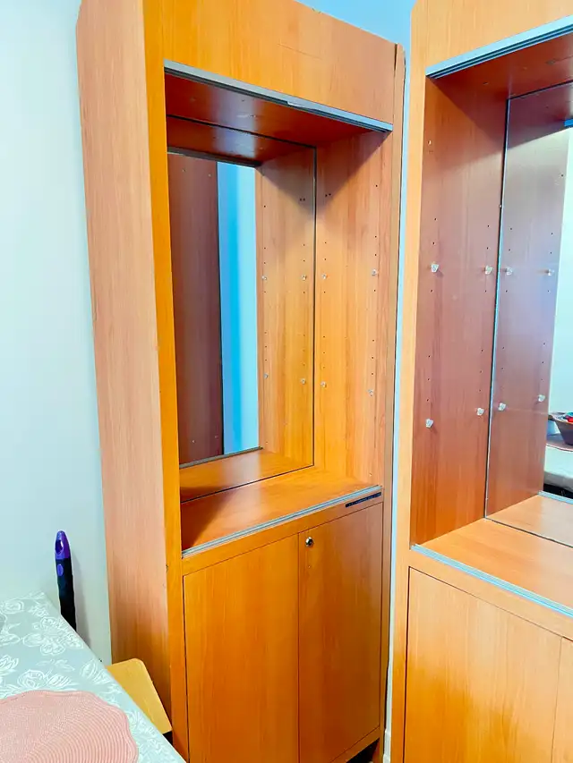 Wood display shelves with cabinet in Hutches & Display Cabinets in City of Toronto - Image 4