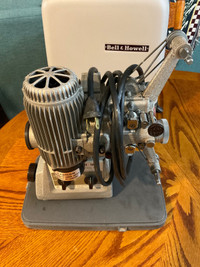 Vintage Bell & Howell 16mm Model 273 Movie Projector $300