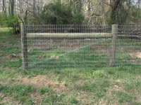 Custom cattle fencing and acreage fencing