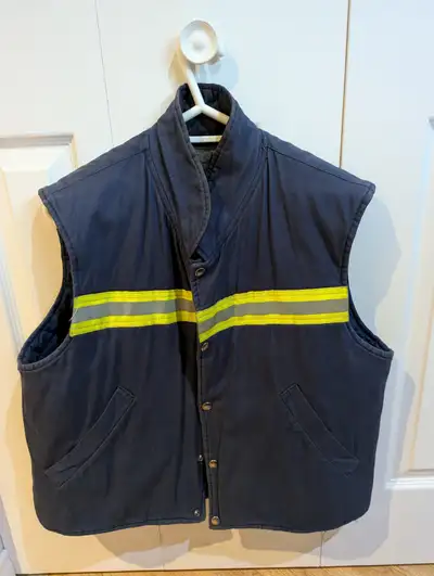 Veste doublée sans manche, View more