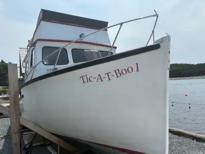 30’ Cape Islander 6 cylinder Perkins engine Fiberglass boat named Tic-A-T Boo 1 Asking $17000 obo If...