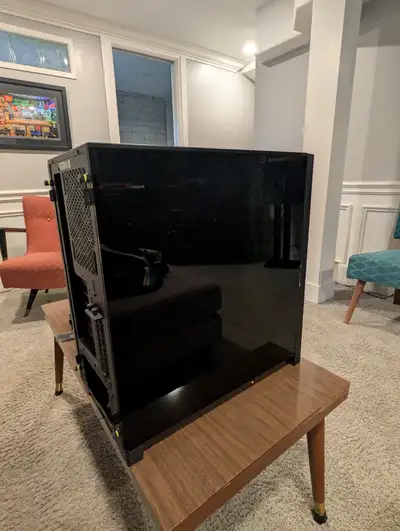 Corsair 4000x mid tower case - no fans, no components, tower, View more
