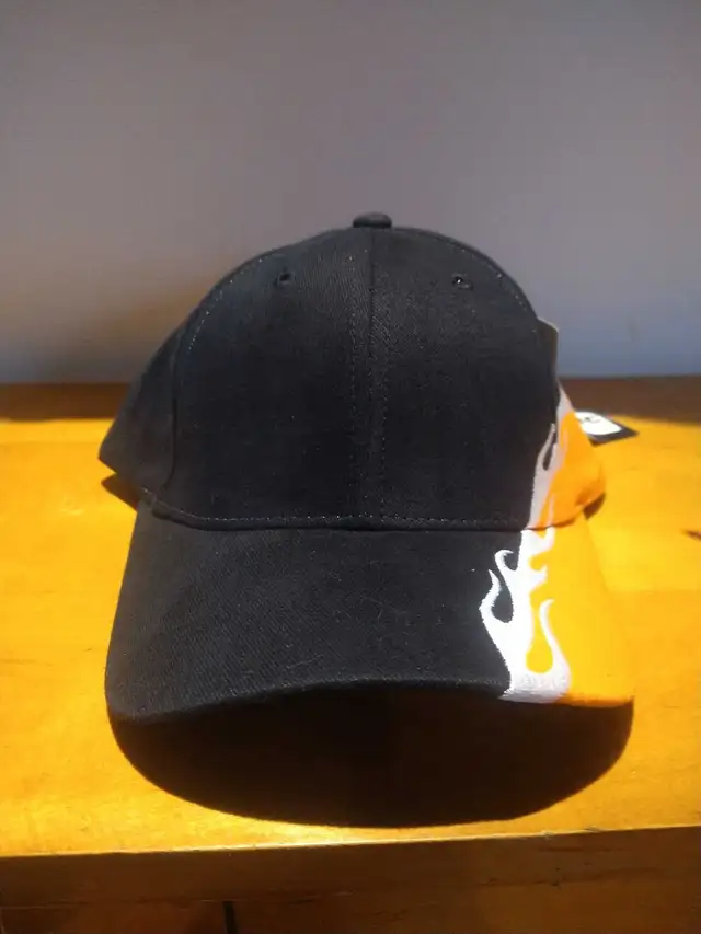 Cap596881288337838081
