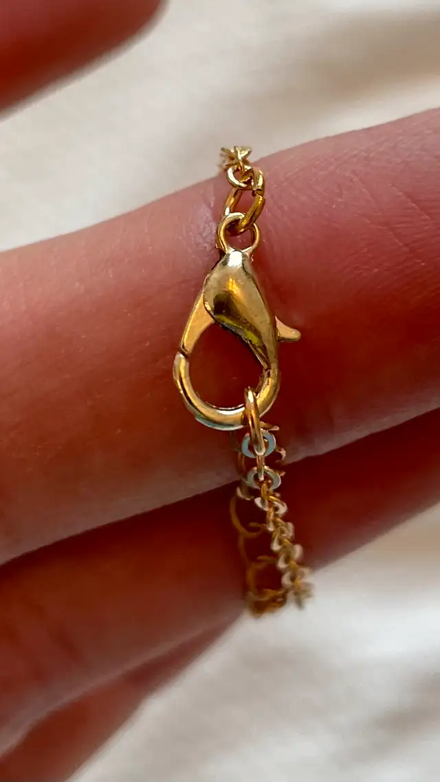 Mrs. Necklace in Jewellery & Watches in Calgary - Image 3
