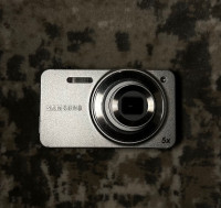 Digital camera Samsung ST-90