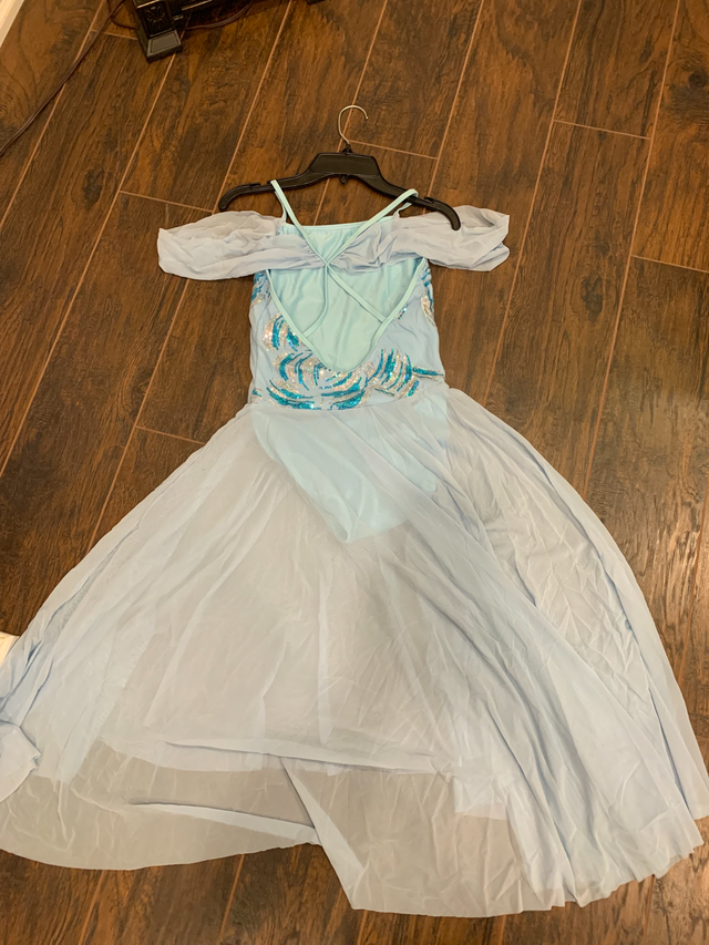 Dance Costumes Dress - fits 14 to 16 years old in Costumes in Oakville / Halton Region - Image 3