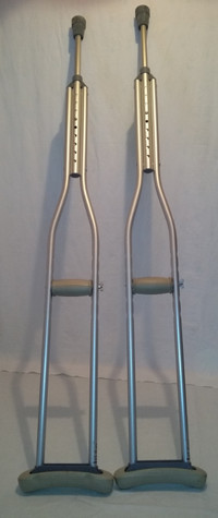 Aluminum & Wood crutches