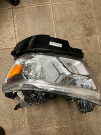 2019 Dodge Ram 1500 Headlight