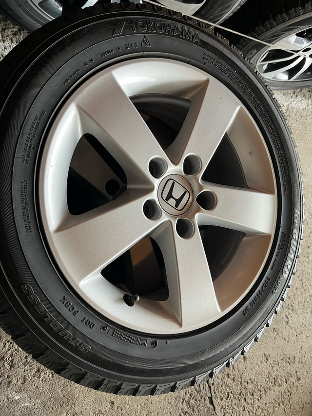 Honda Civic 16” OEM alloy rims and winter tires in Tires & Rims in Ottawa - Image 3