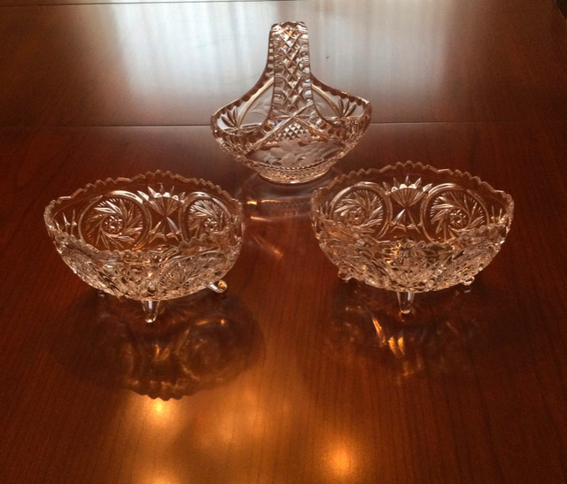 PINWHEEL CRYSTAL CANDY DISHES in Kitchen & Dining Wares in Hamilton