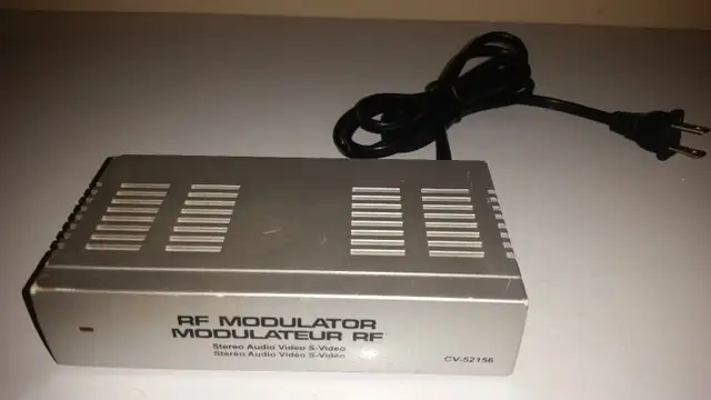 Dynex WS-007 CV-52156 in Other in Laval / North Shore - Image 2