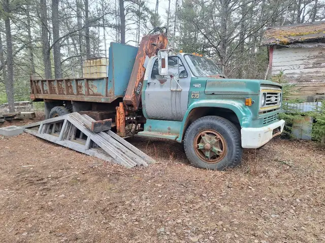 Chev C70  hiab dump truck 