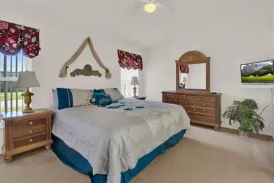 Florida Gem: Luxury Villa in Kissimmee Near Disney with Pool., View more
