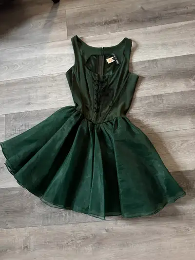Vintage Betsy Johnson green dress - perfect condition (S), View more