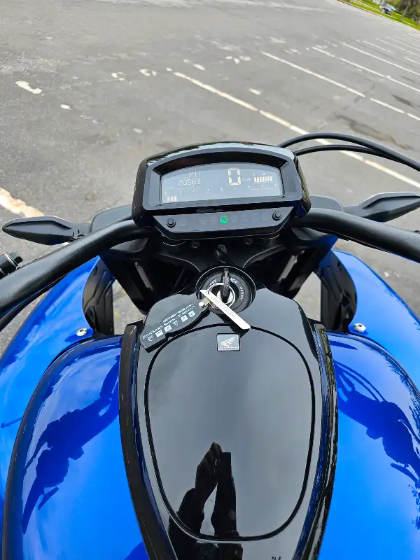 2014 Honda Valkyrie F6C ABS in Street, Cruisers & Choppers in Oshawa / Durham Region - Image 7