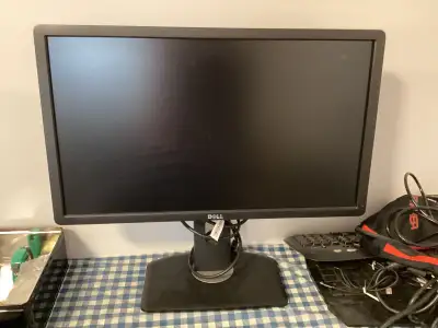 Monitors LG 22 inch $20 ,Dell 23 inch $50, View more