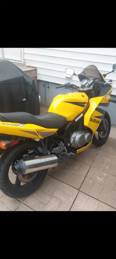 2004 Suzuki 500 F. New battery, air filter, oil change, cards cleaned, valve cover gasket installed....